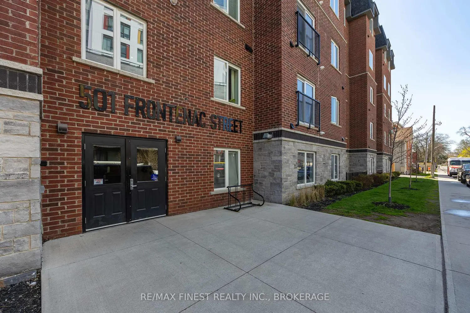 Additional image 2 of 501 Frontenac Street 308