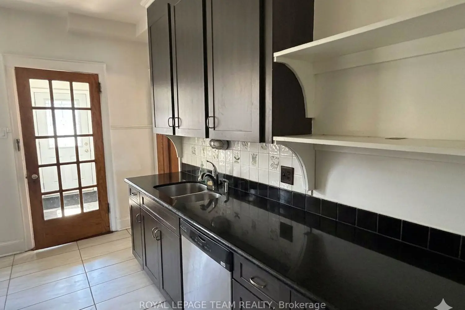 Additional image 4 of 444 Parkdale Avenue