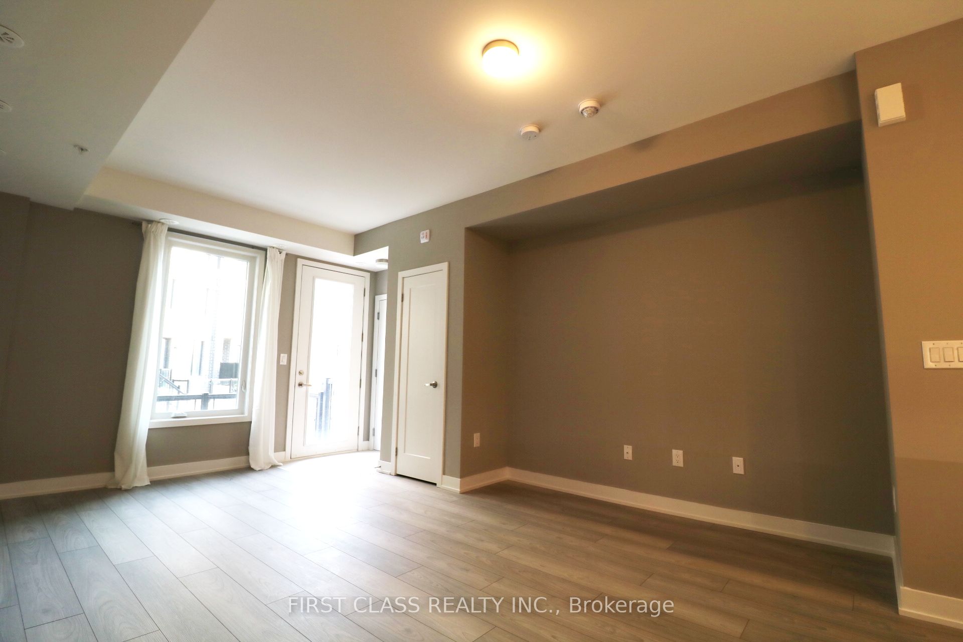 Additional image 5 of 4-3488 Widdicombe Way, Mississauga, ON, L5L 2M5