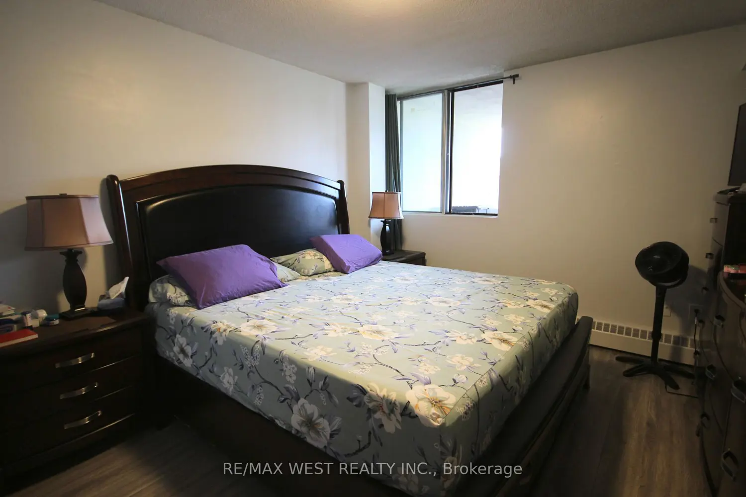 Additional image 5 of 3380 Eglinton Avenue 801