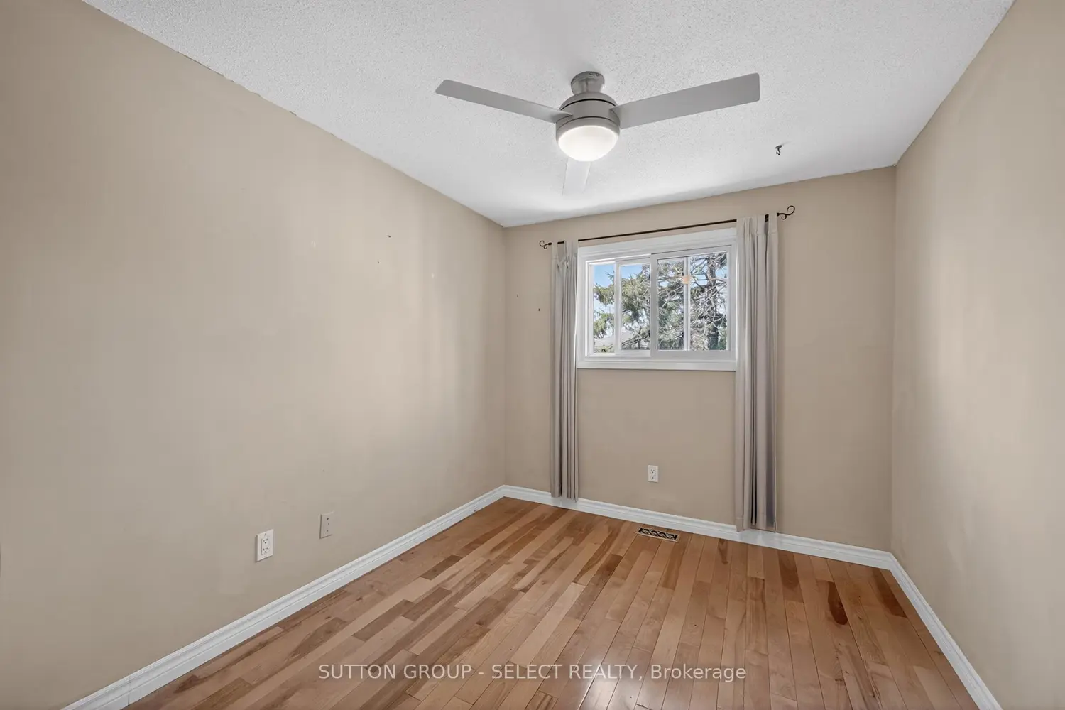Additional image 13 of 700 Exeter Road 36