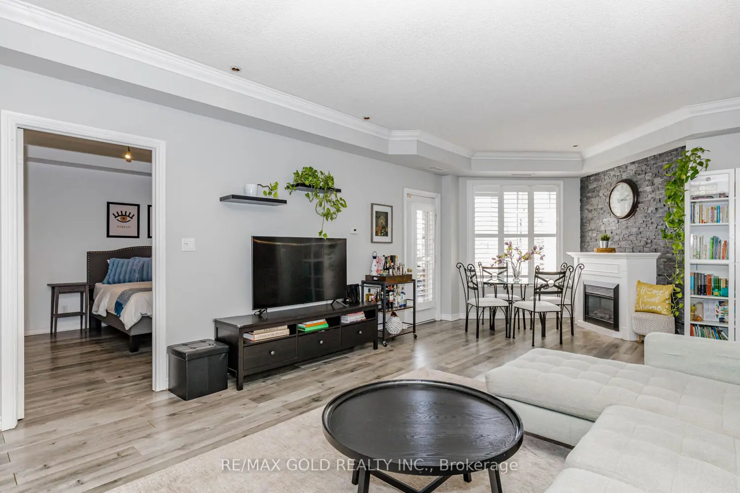 Additional image 8 of 3351 Cawthra Road 223