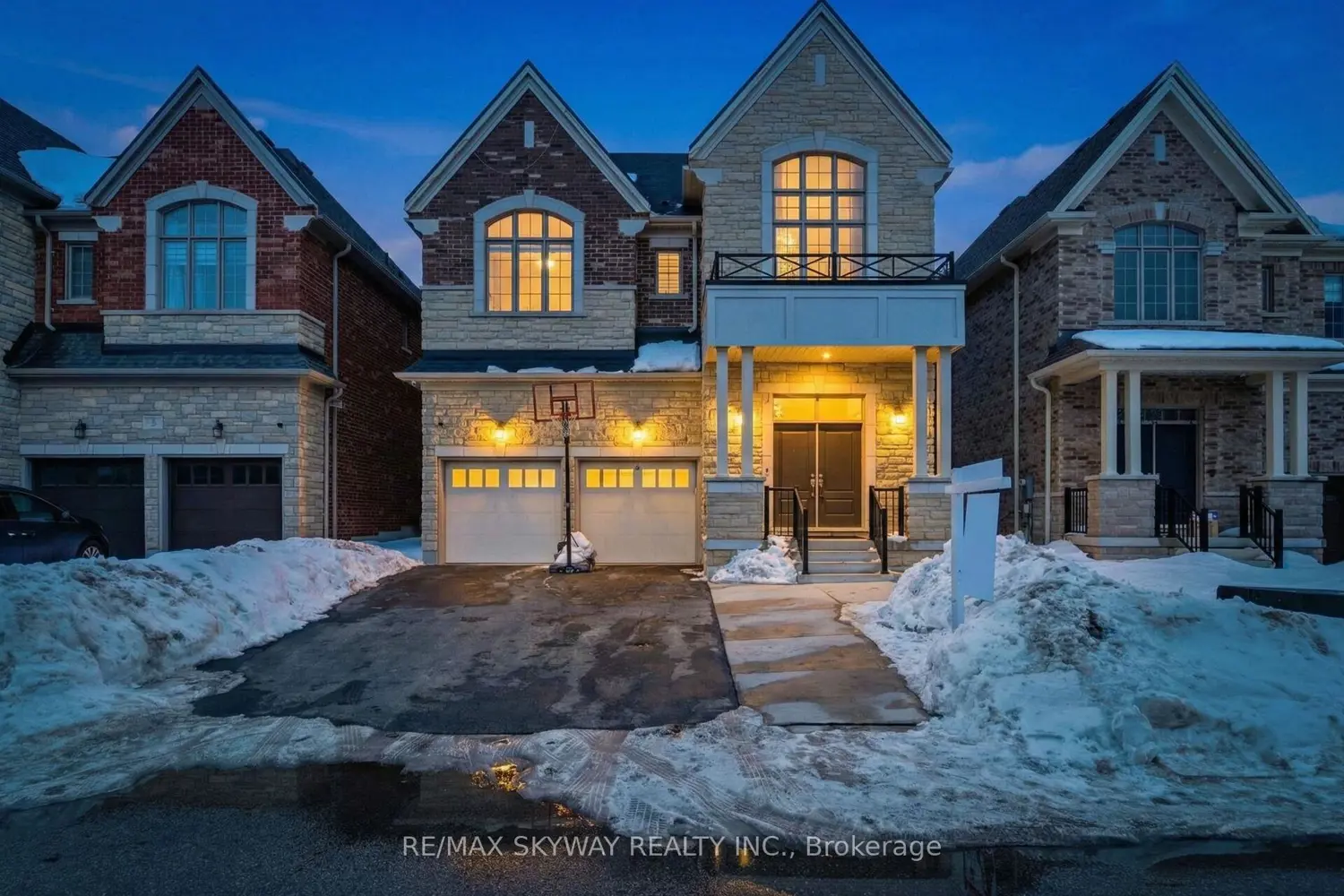 22 Tamworth Court