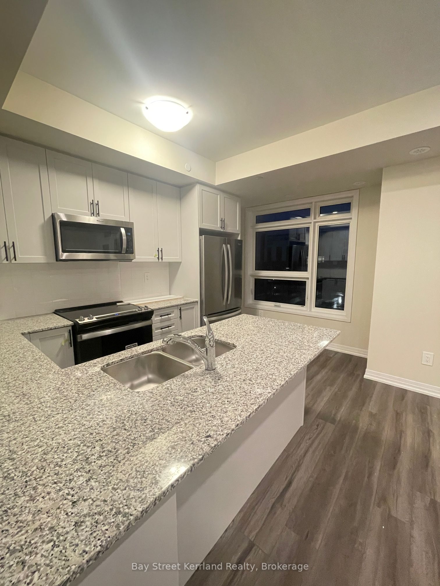 108-1581 Rose Way, Milton, ON, L9T 7E7 photo 4