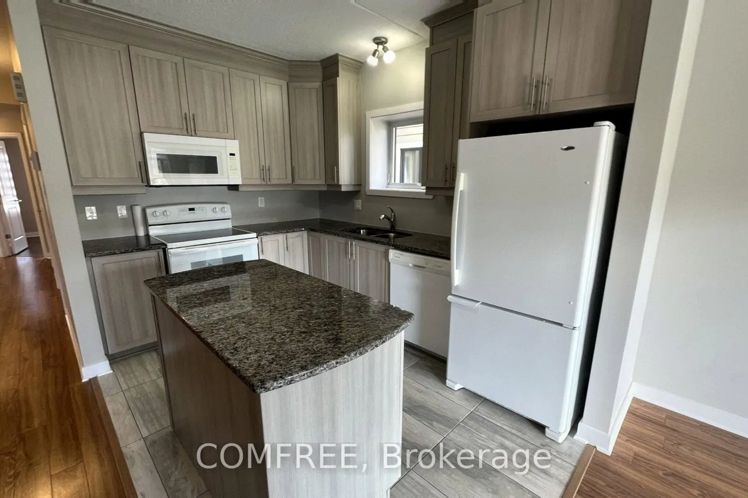 292 Masters Lane 121 photo 2