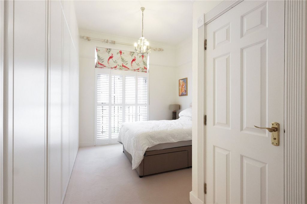 Additional image 14 of 3 bed flat to rentThe Broad Walk, Imperial Square, Cheltenham, Gloucestershire GL50