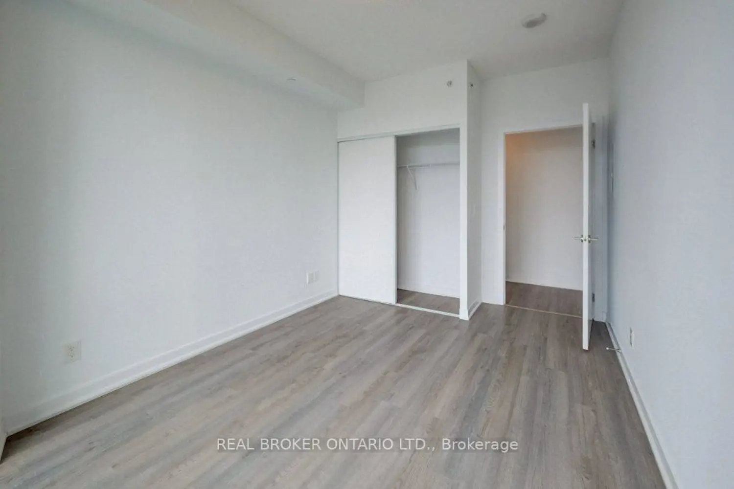 Additional image 7 of 85 Duke Street 908