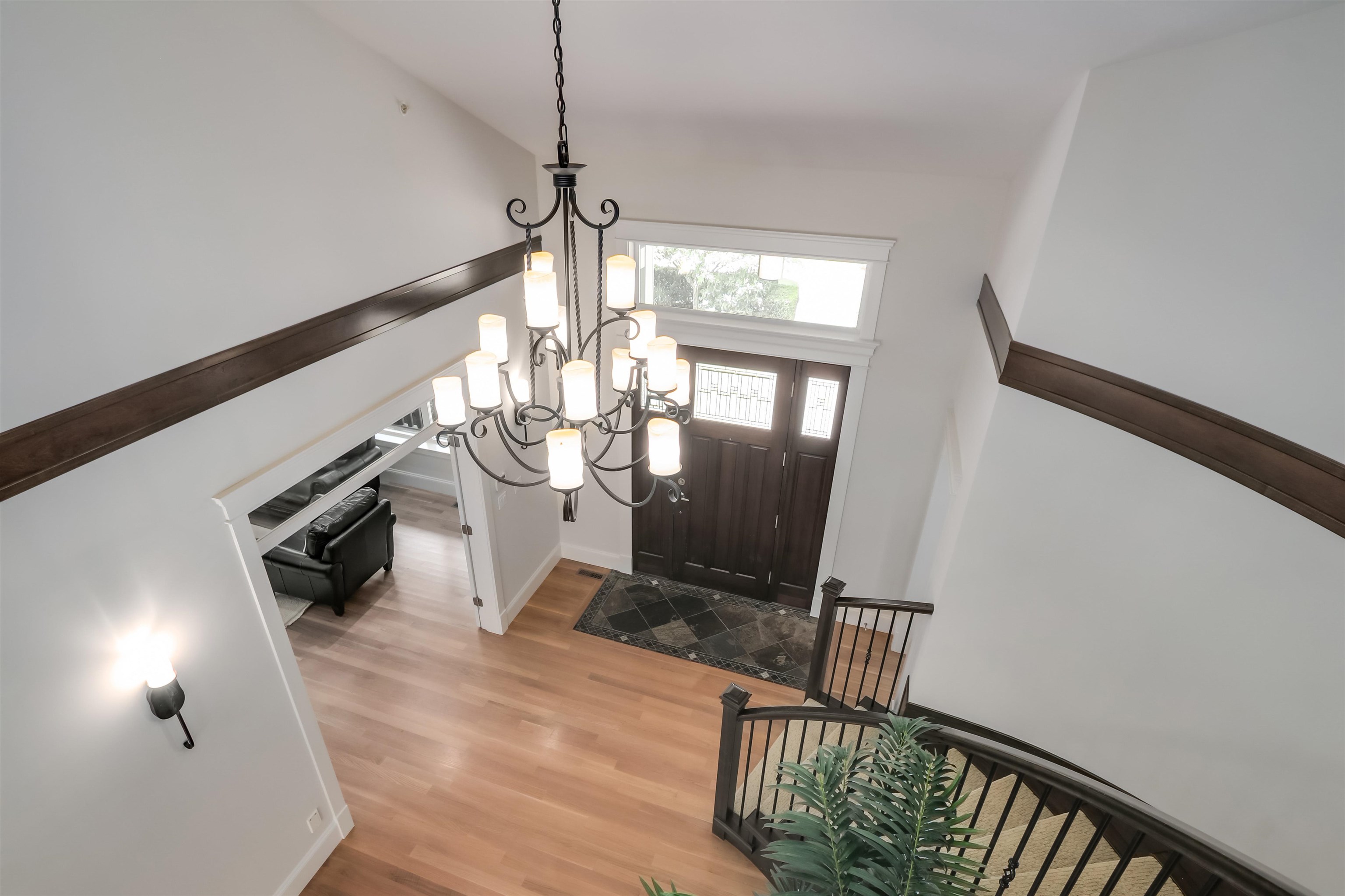 Additional image 3 of 352 St. James Crescent, West Vancouver, BC, V7S 1J8