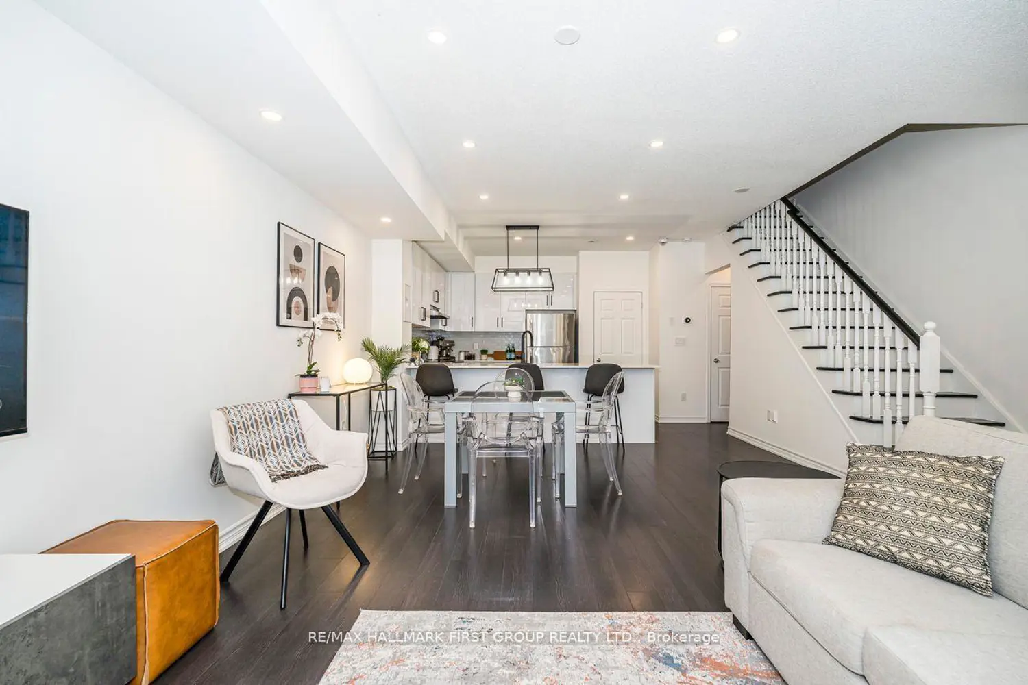 Additional image 6 of 1040 Elton Way 10