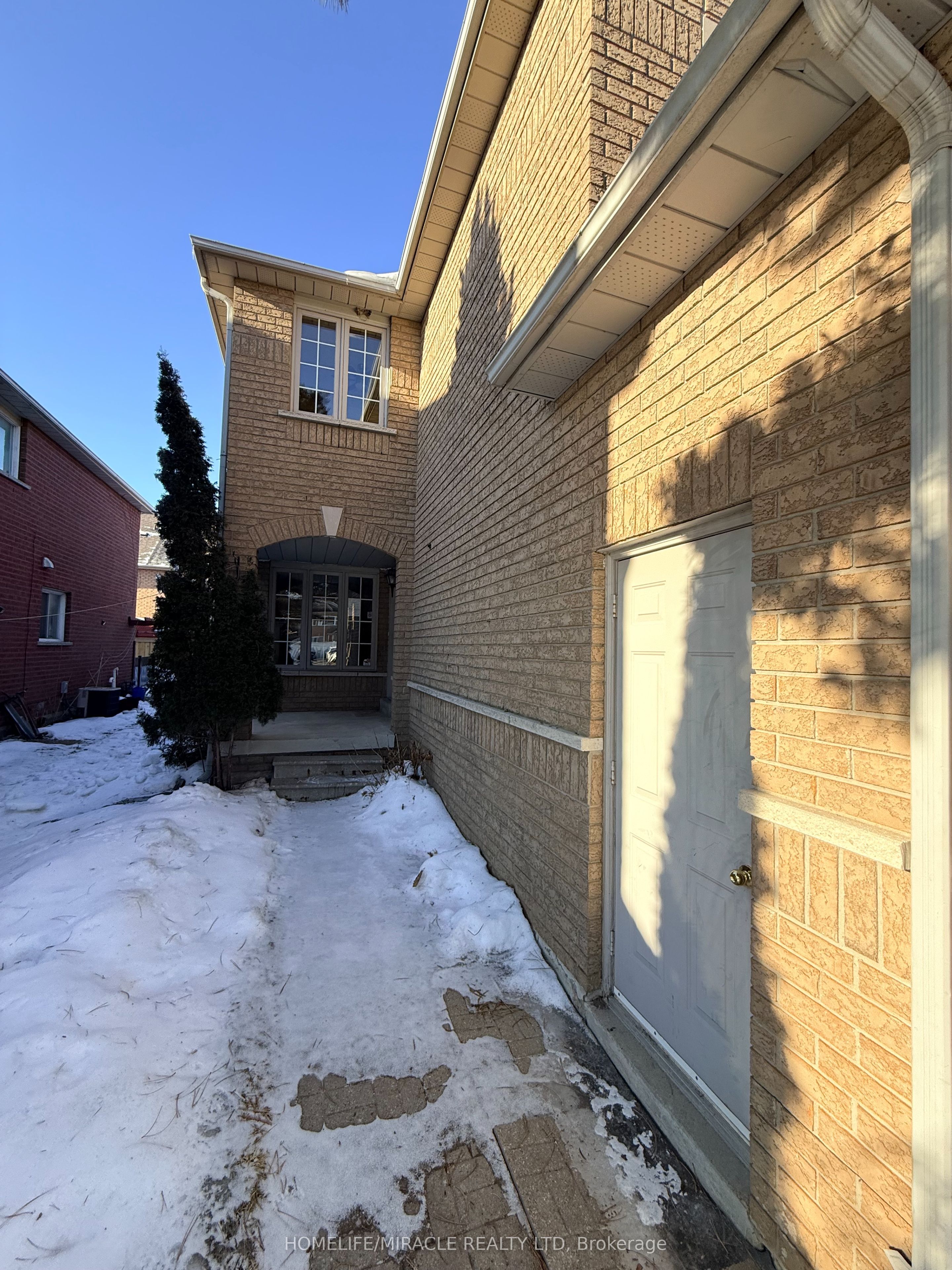 Additional image 3 of 137 Pressed Brick Drive, Brampton, ON, L6V 4K5