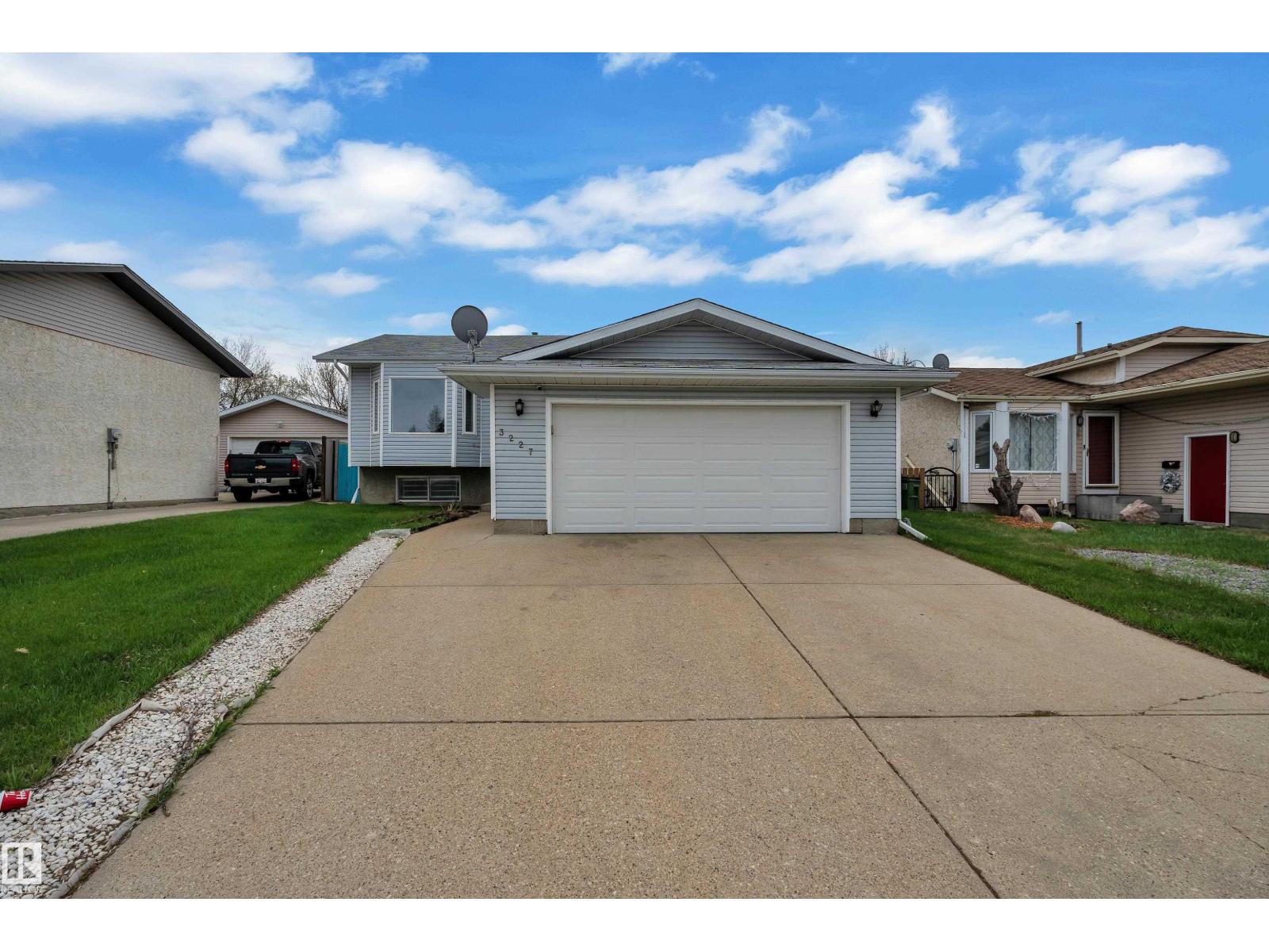 Additional image 2 of 3227 145 Avenue NW, Edmonton, AB, T5Y2E9