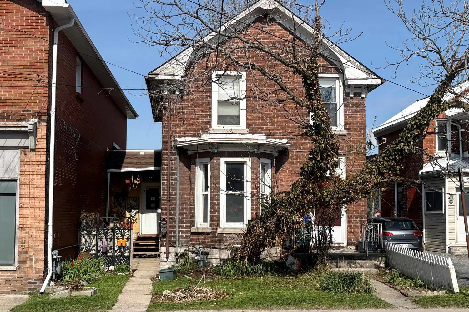 283 Montreal Street