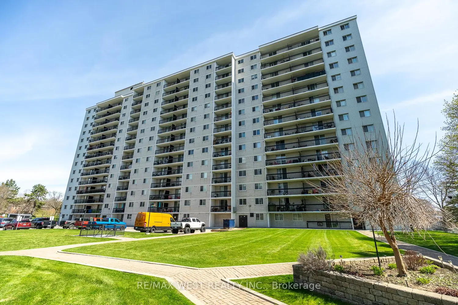 Additional image 20 of 1100 Caven Street 310