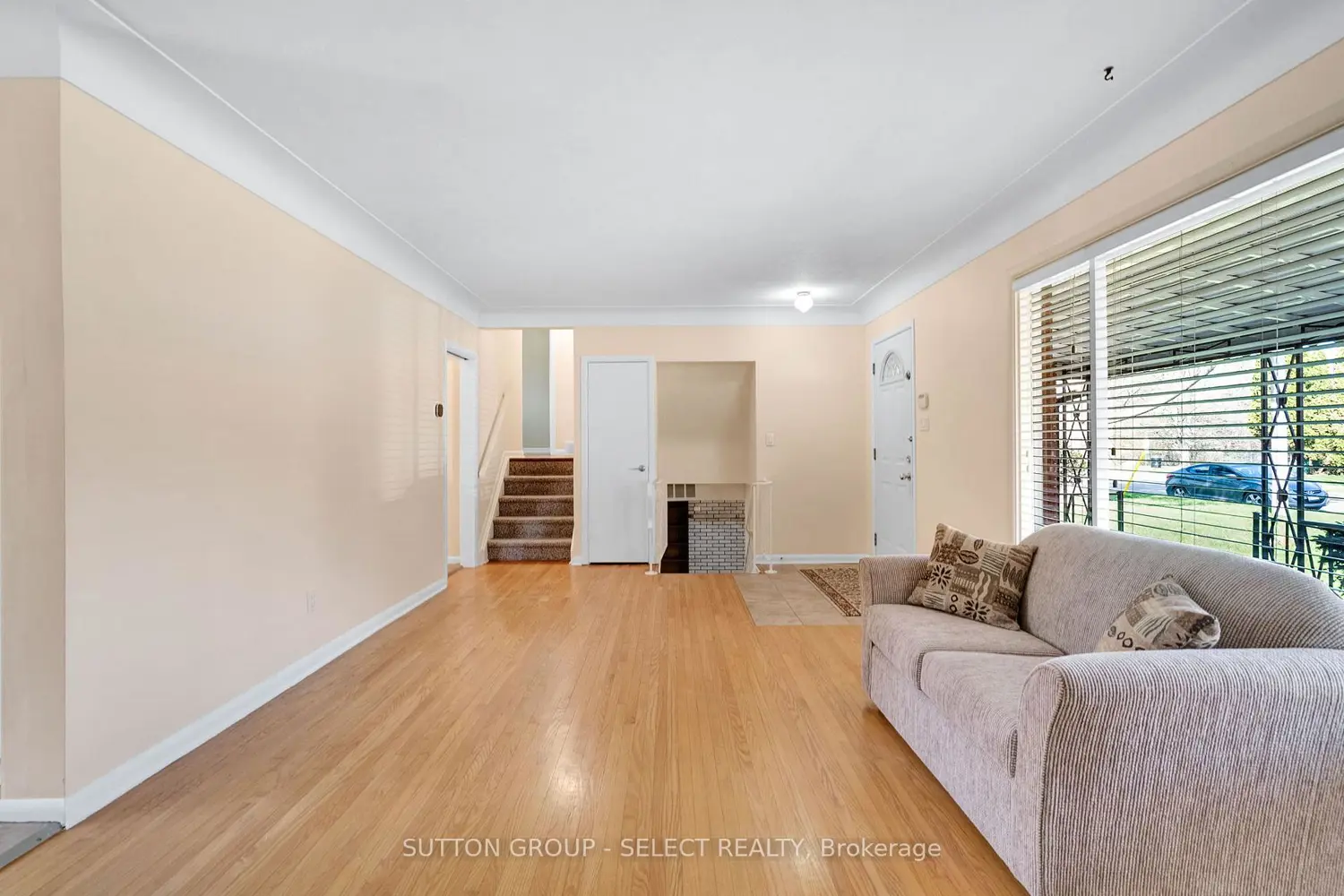 Additional image 4 of 1581 Borden Street