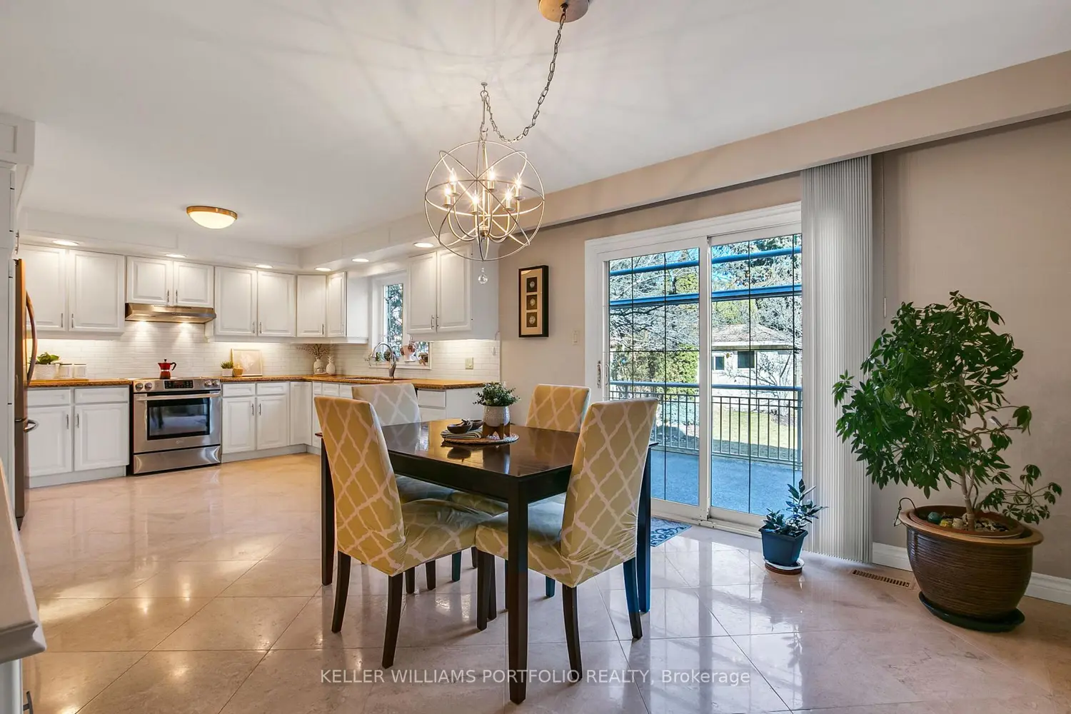 4 Neiltree Court