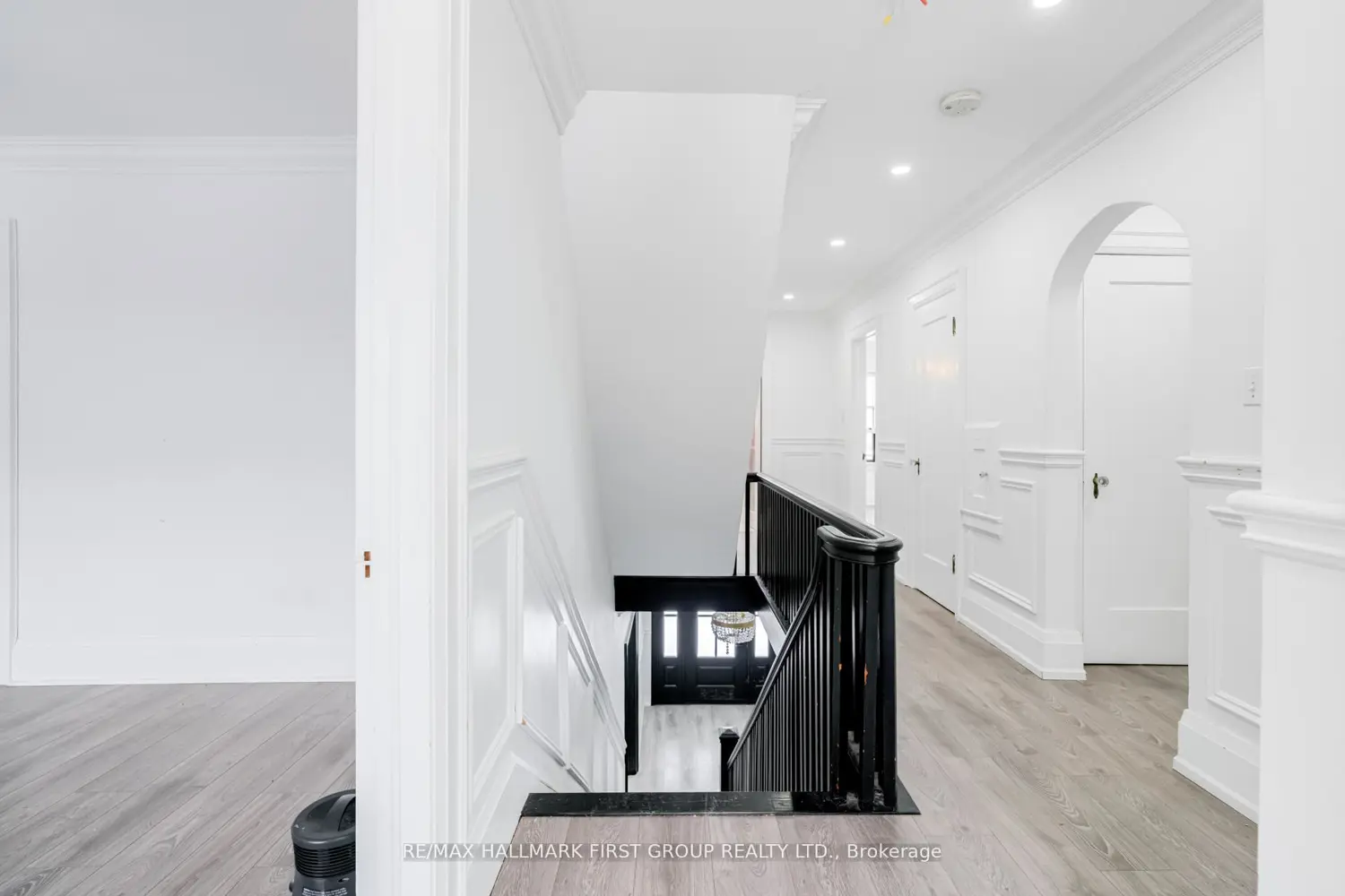 Additional image 11 of 512 Simcoe Street