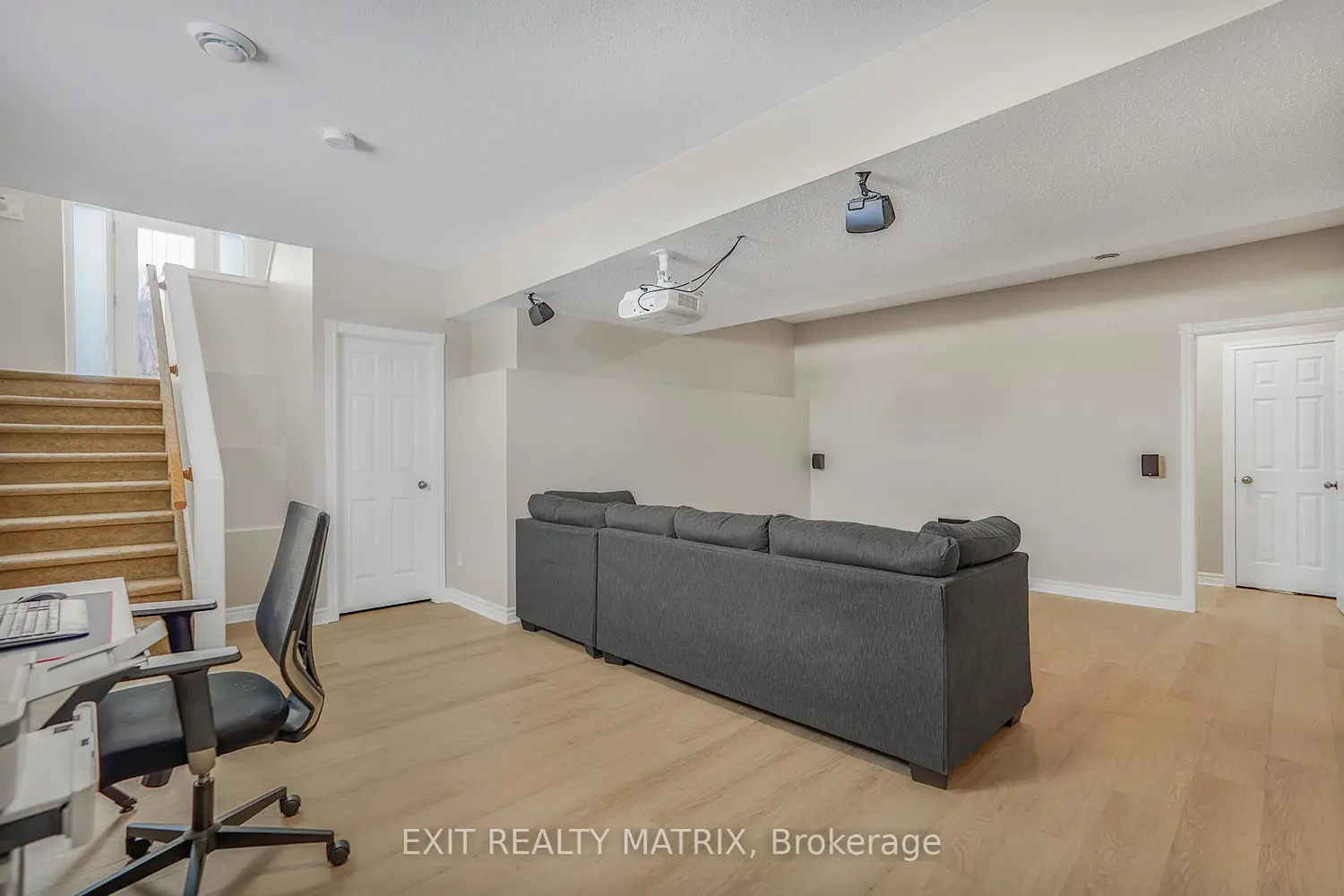 Additional image 14 of 403 Centenaire Street