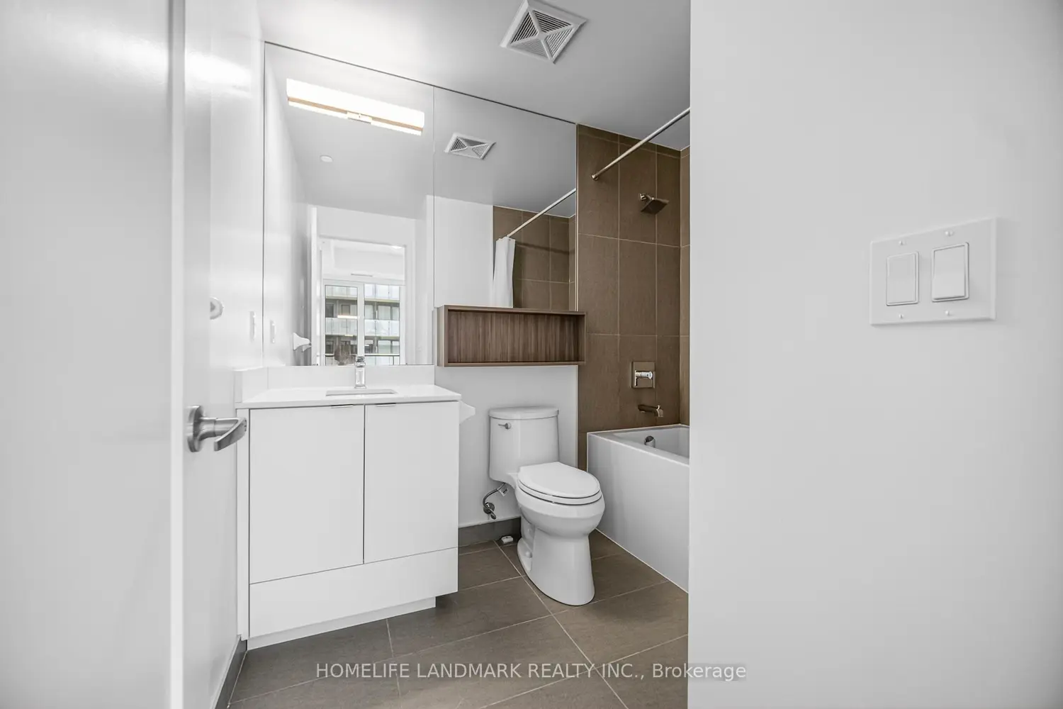 Additional image 16 of 70 Princess Street 2811