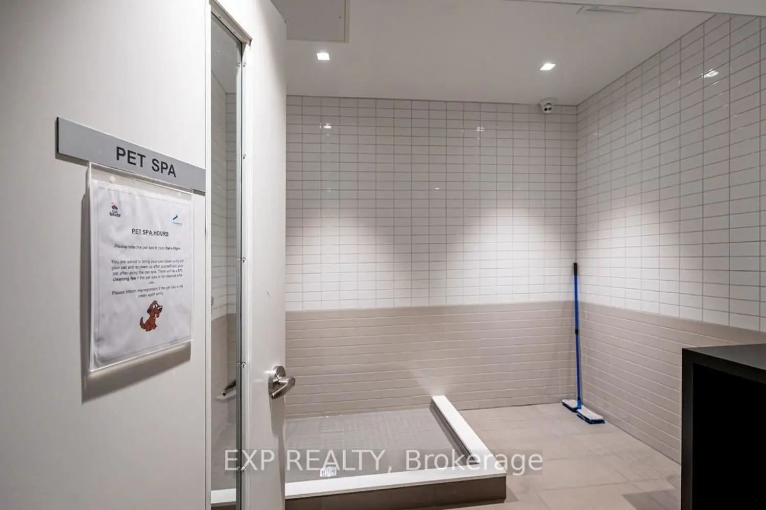 Additional image 14 of 2550 Simcoe Street 1713