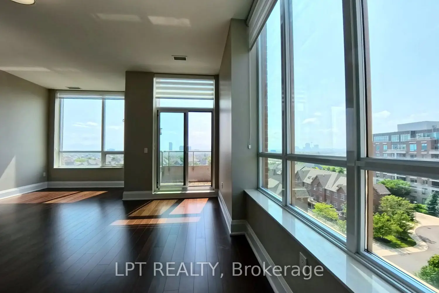 Additional image 7 of 2470 Prince Michael Drive 703