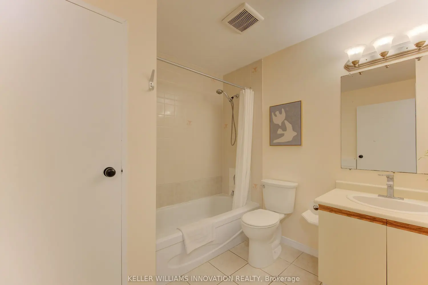 Additional image 9 of 65 Highland Crescent 204