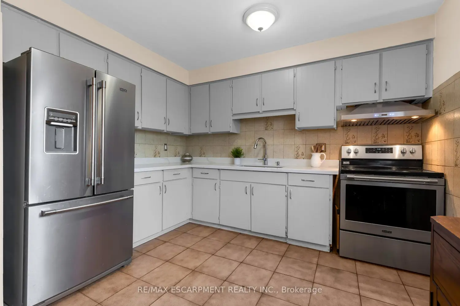 Additional image 8 of 102 Berkindale Drive