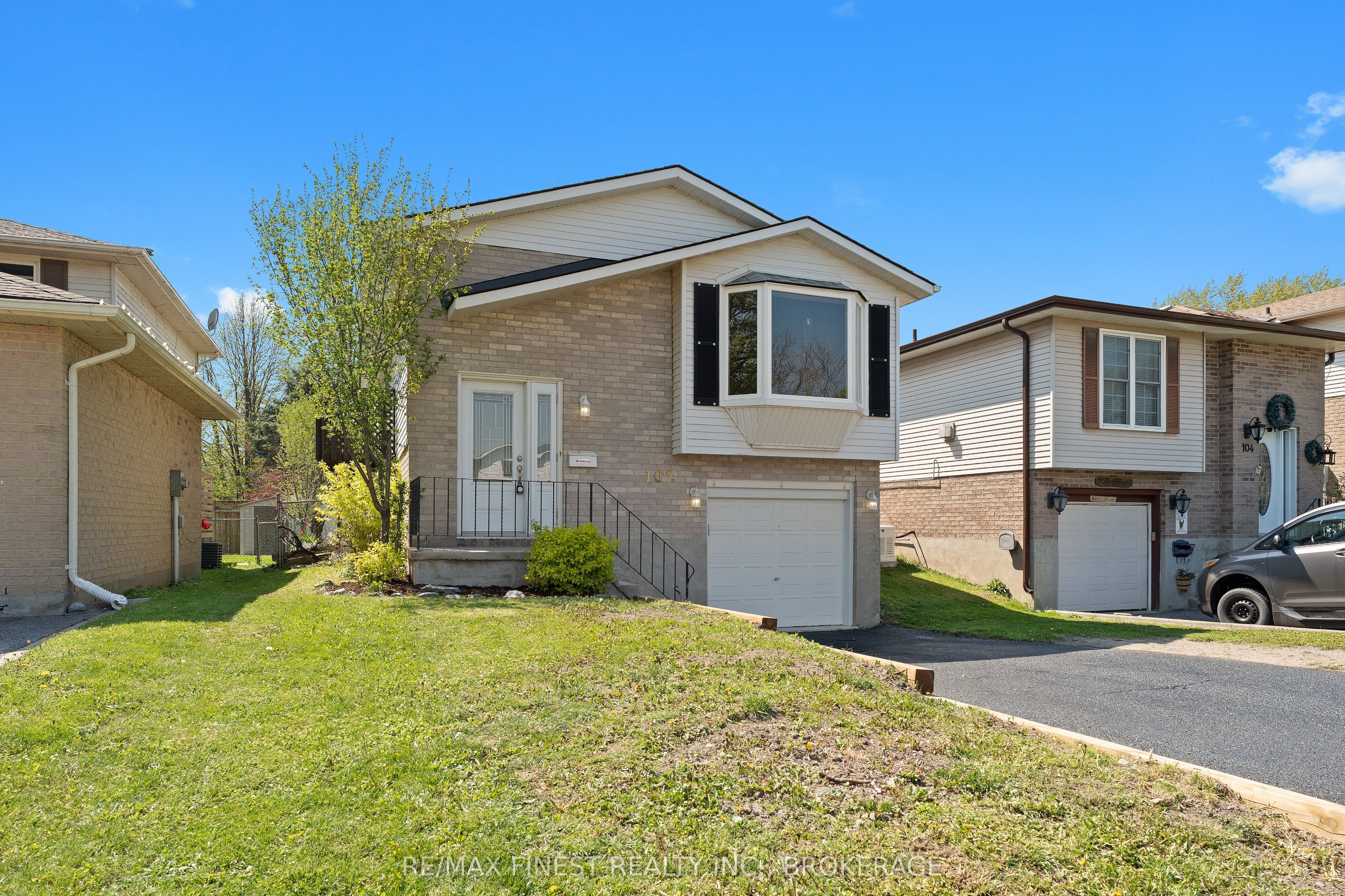 Additional image 2 of 102 Grenadier Drive, Kingston, ON, K7K 6E9