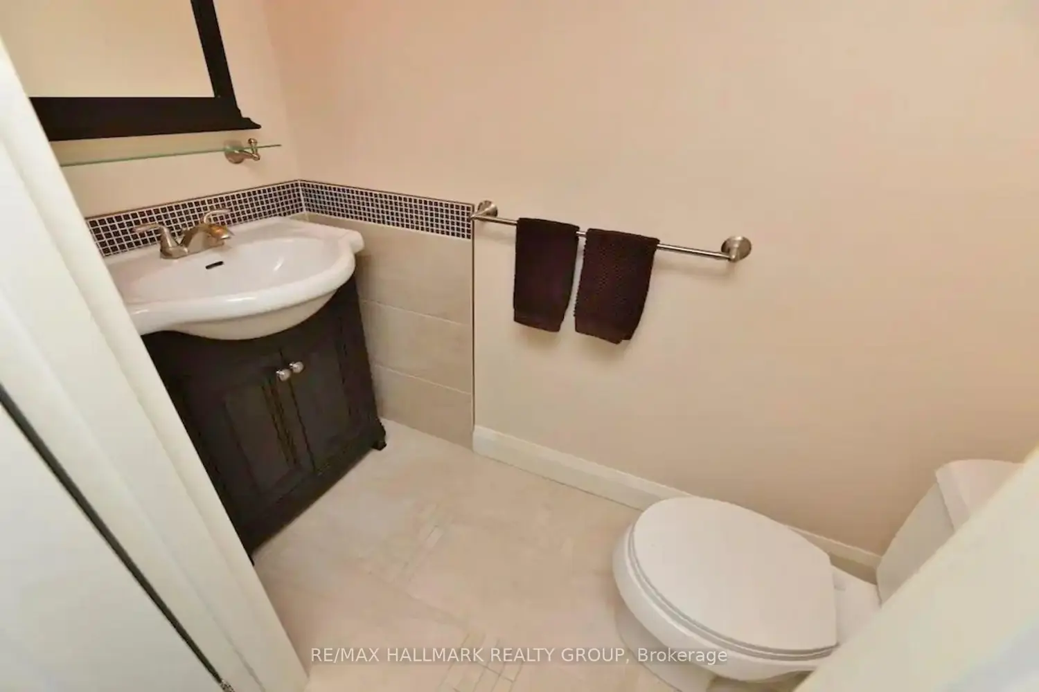 Additional image 9 of 470 Laurier Avenue 503