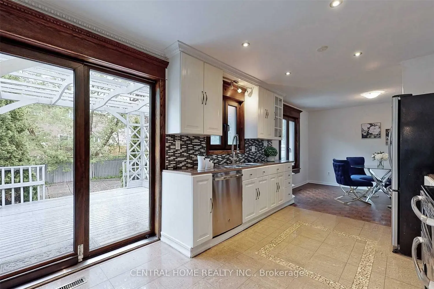 Additional image 14 of 18 Mayvern Crescent
