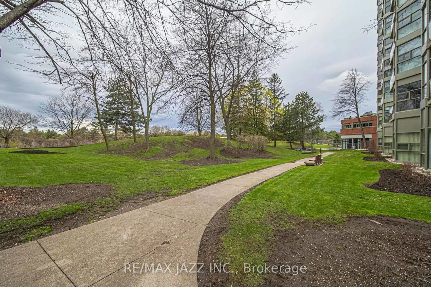 Additional image 12 of 10 Dean Park Road 318