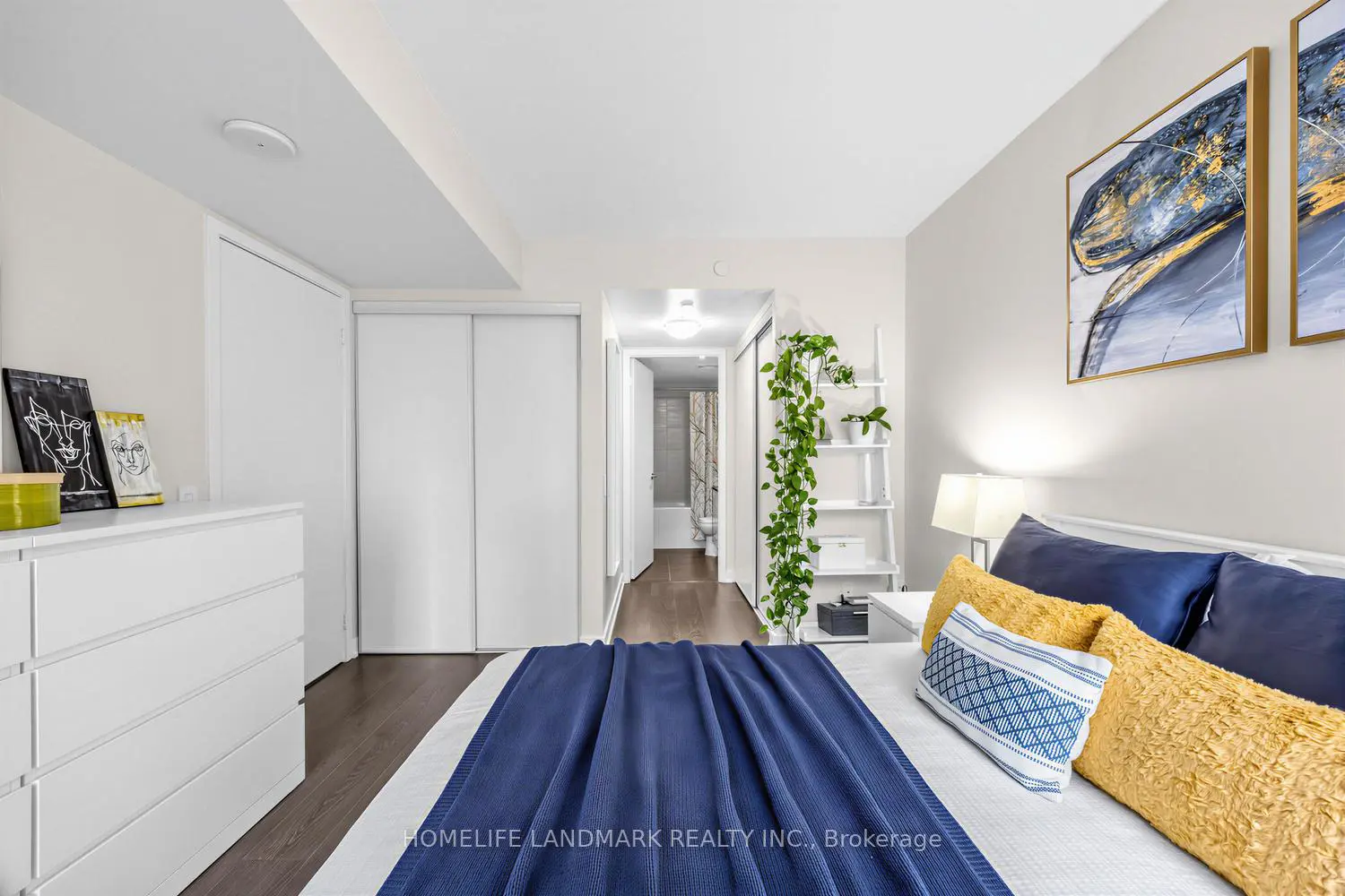 Additional image 16 of 72 Esther Shiner Boulevard 606