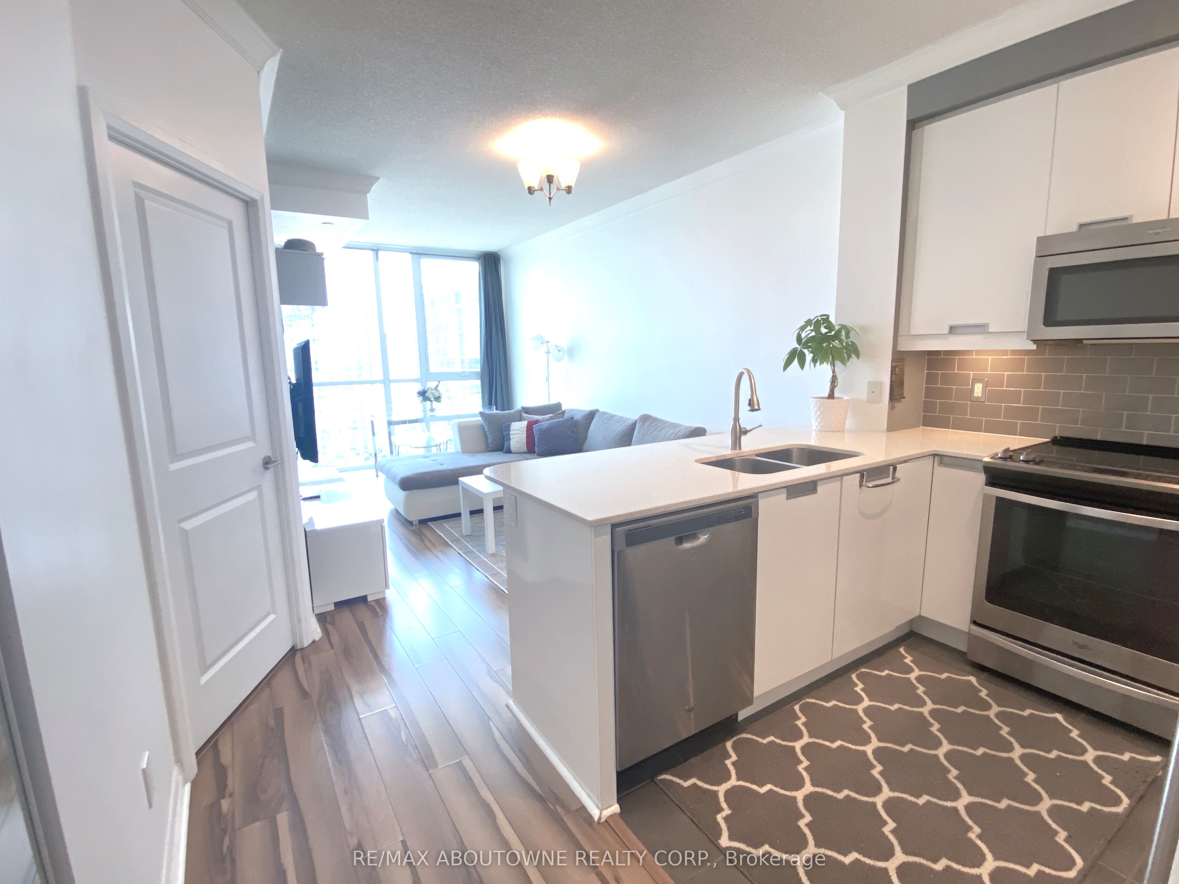 Additional image 2 of 1503-75 Eglinton Avenue W, Mississauga, ON, L5R 0E5
