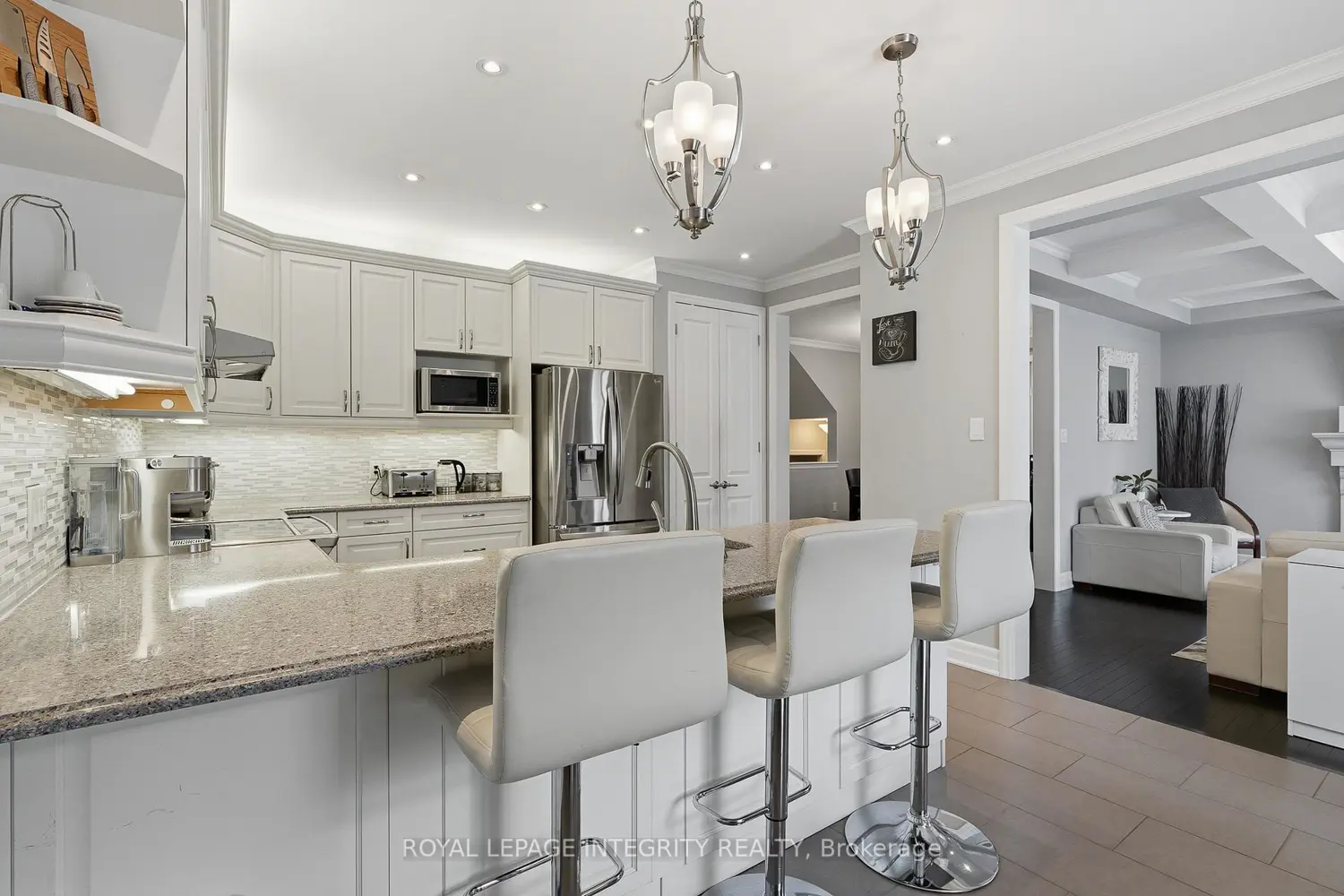 109 Soleil Avenue photo 4