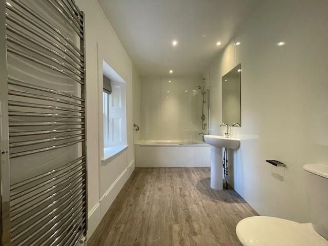 Additional image 8 of 5 bed detached house to rentAvrom House, 23 Seafield Road, Broughty Ferry DD5