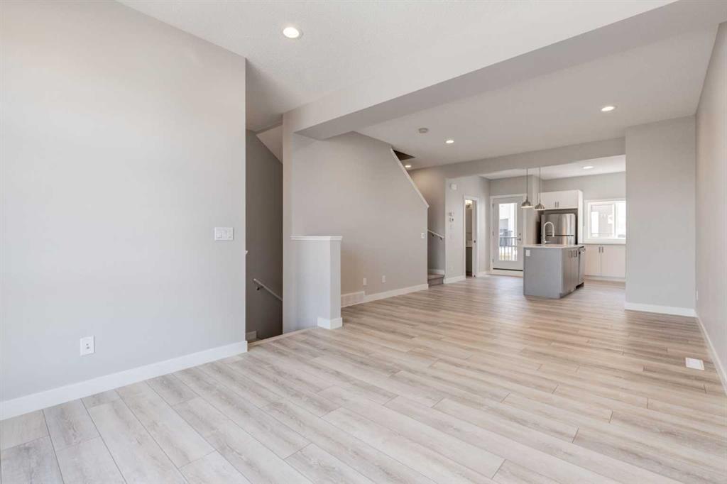 Additional image 5 of 156 Walden Lane SE, Calgary, AB, T2X2A7