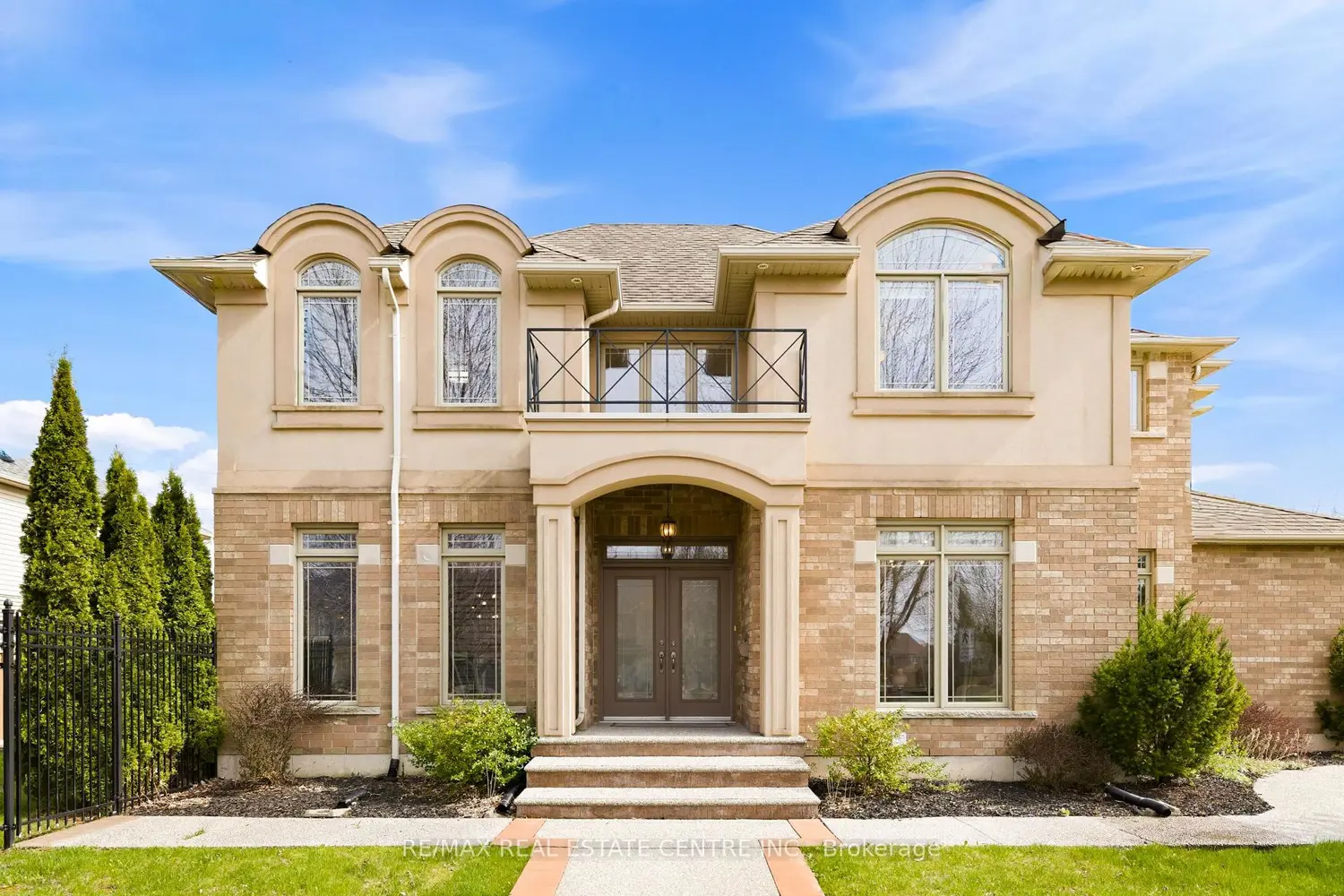 189 Cloverleaf Drive