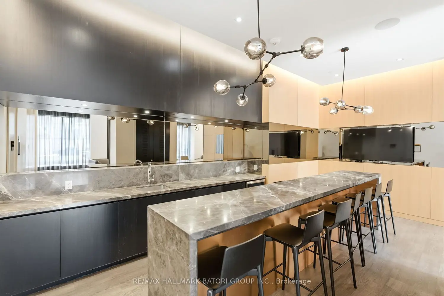 Additional image 18 of 101 Erskine Avenue 217