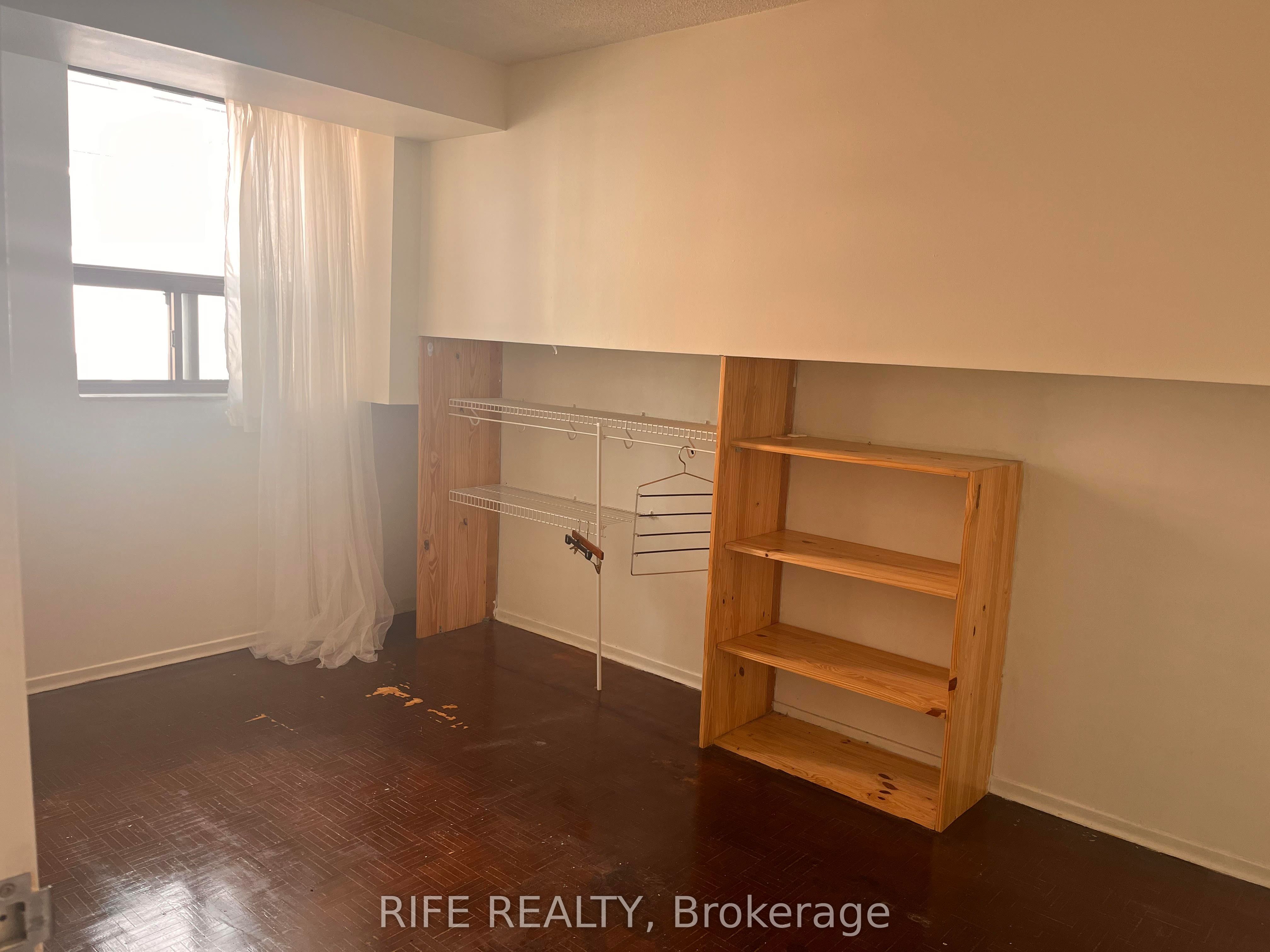 Additional image 6 of 706-120 St Patrick Street, Toronto, ON, M5T 2X7