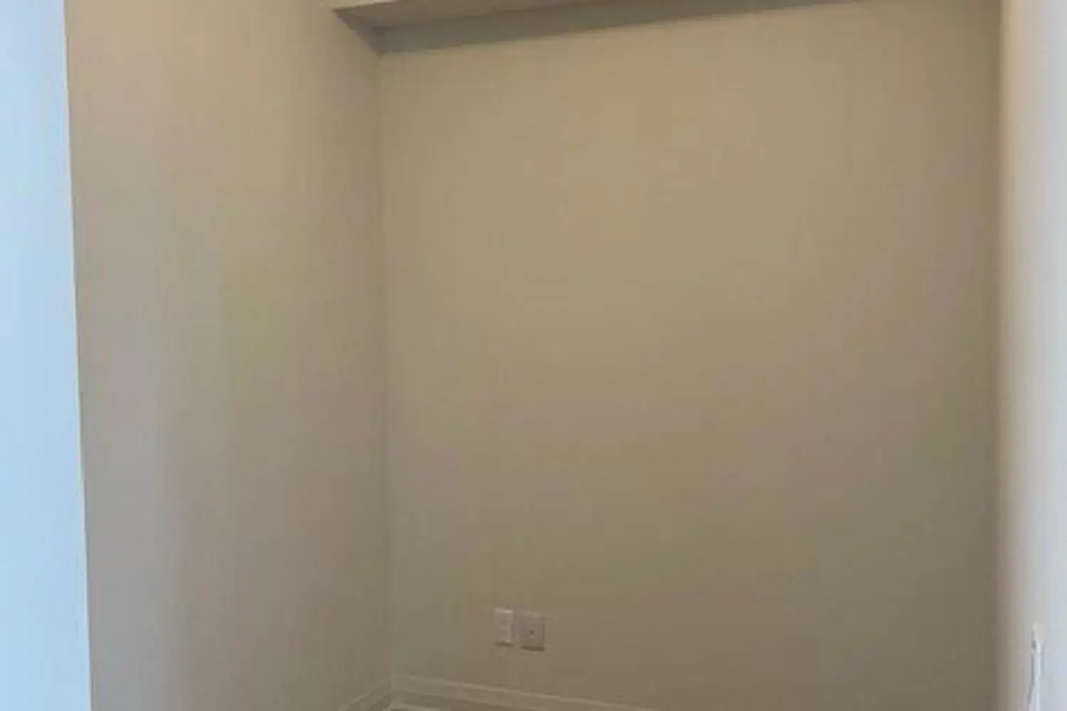 Additional image 7 of 10 Meadowglen Place 410