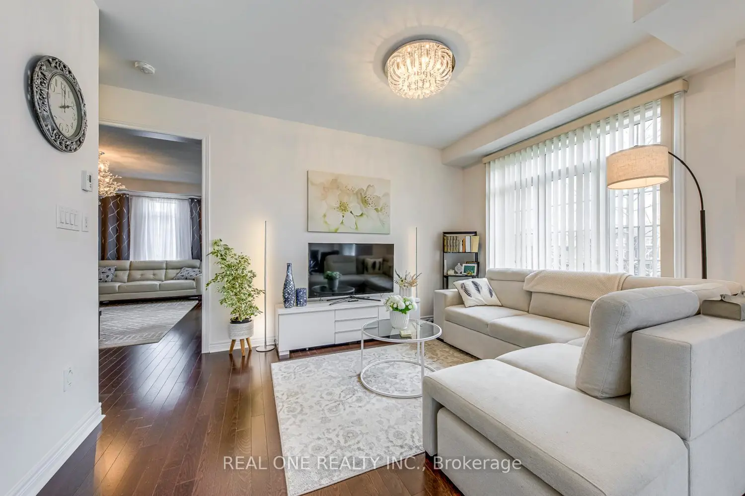 Additional image 17 of 3310 Erasmum Street