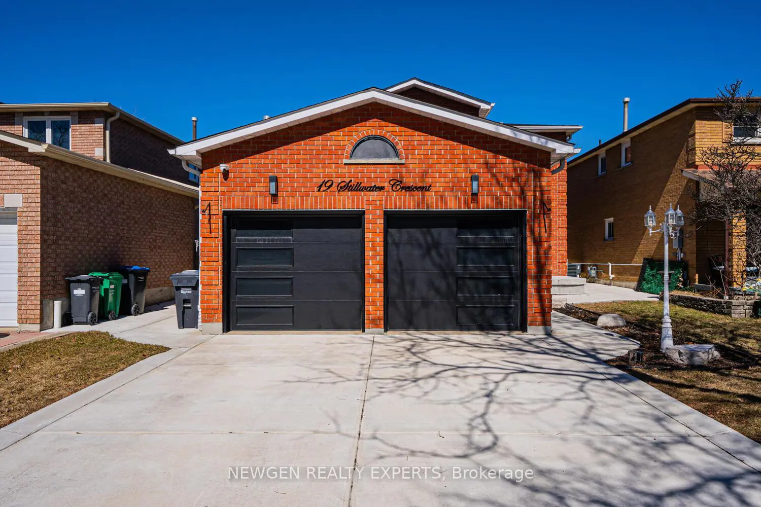 19 Stillwater Crescent