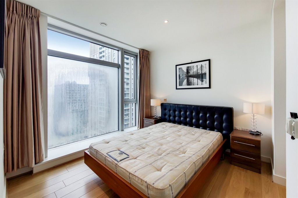 Additional image 8 of 2 bed flat to rentPan Peninsula Square, London E14