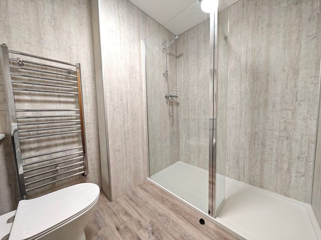 Additional image 14 of 2 bed flat to rent9 Front Street, Brampton CA8
