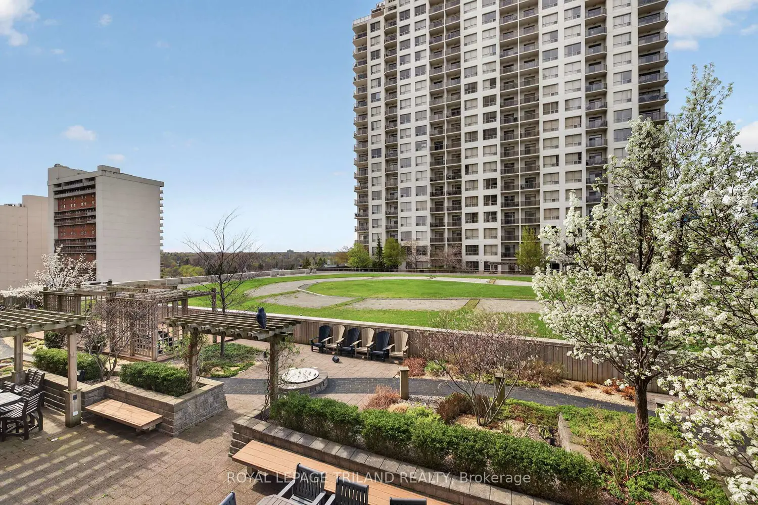 Additional image 11 of 330 Ridout Street 801