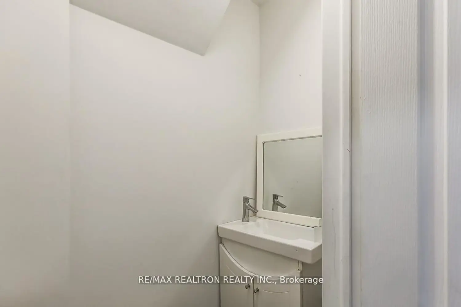 Additional image 12 of 317 Gliddon Avenue
