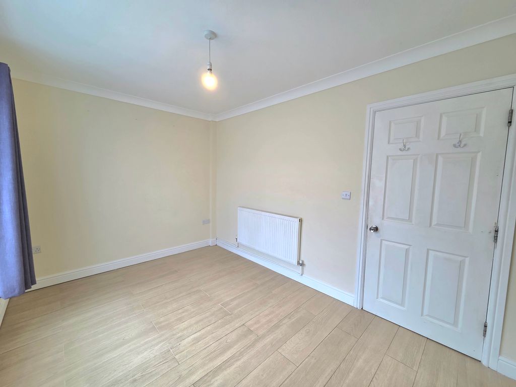 Additional image 12 of 4 bed property to rentMeadowbank Road, Falmouth TR11