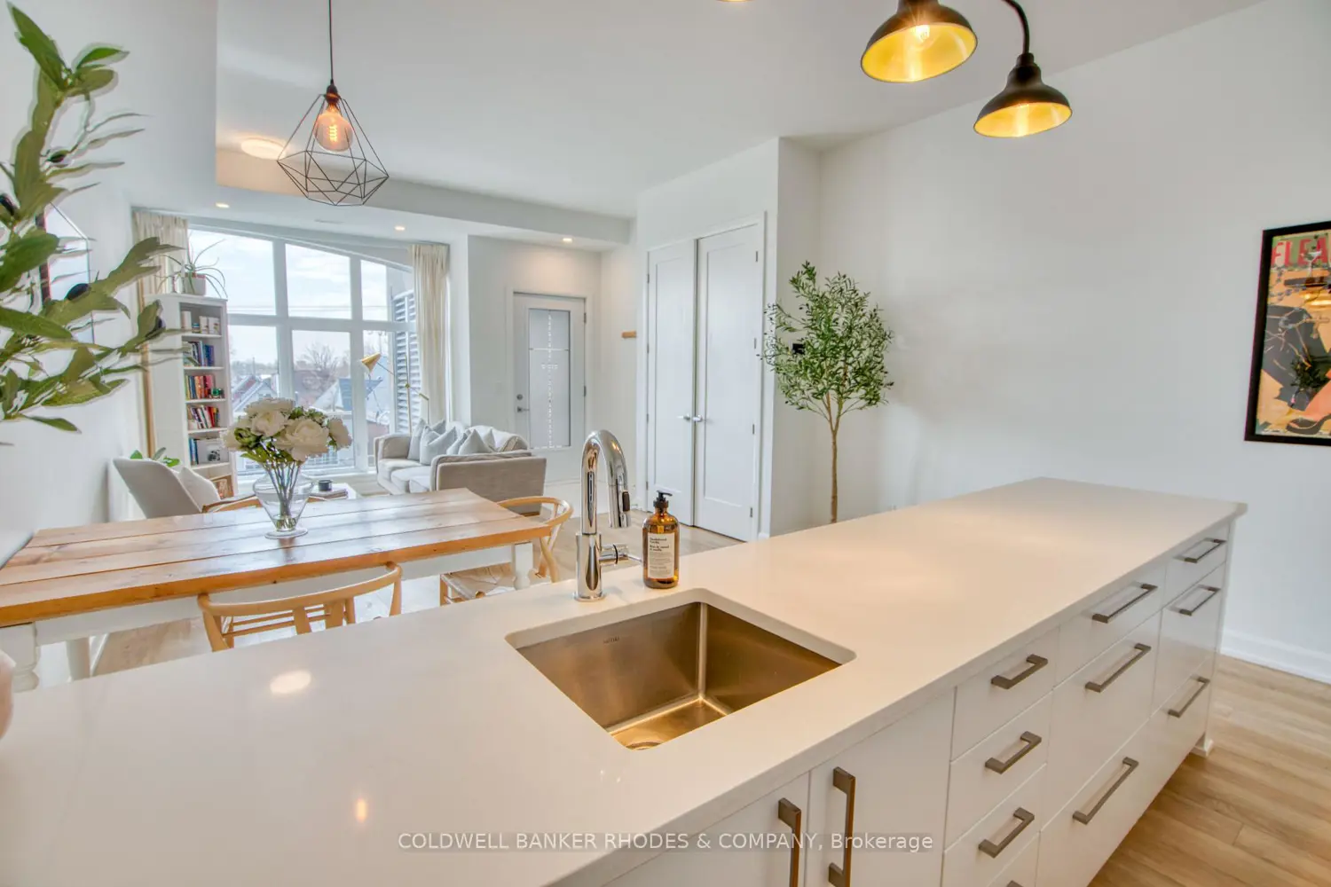 Additional image 7 of 515 Gladstone Avenue 5