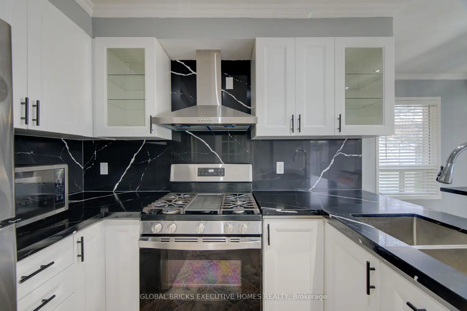 Additional image 11 of 35 Attwood Drive