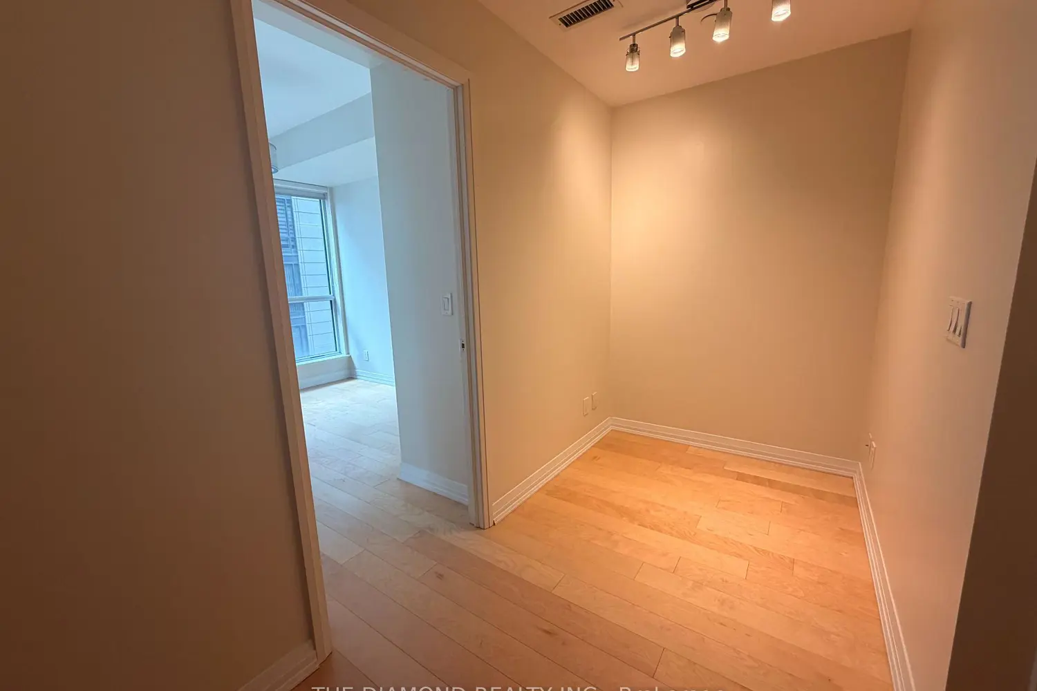 Additional image 6 of 8 Mercer Street 1506