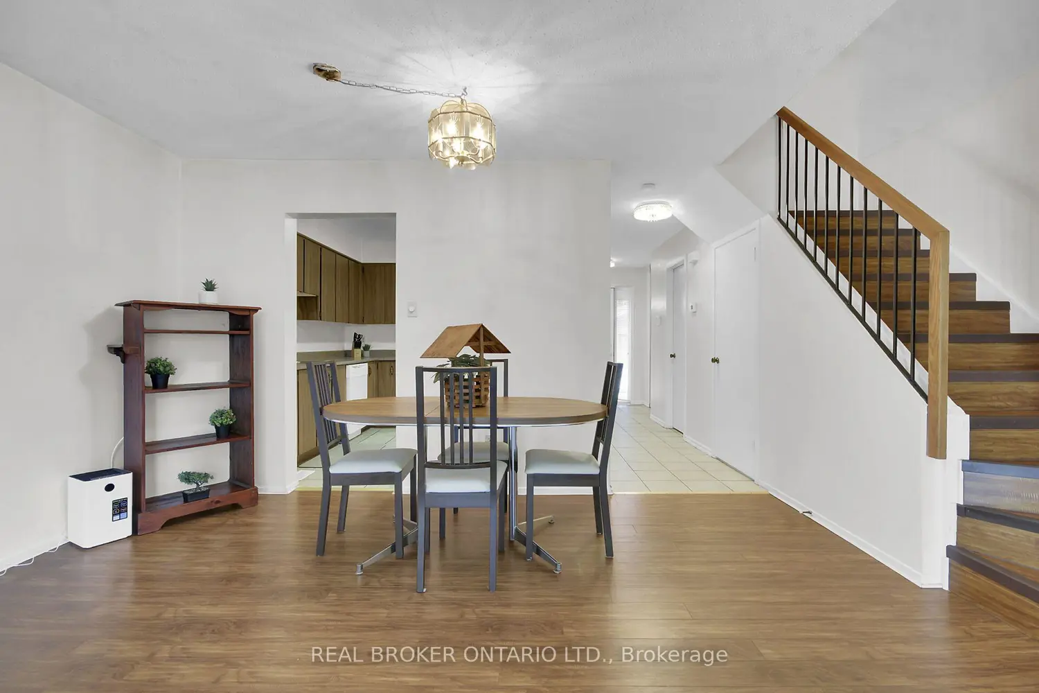 Additional image 7 of 88 Clarkson Crescent 65